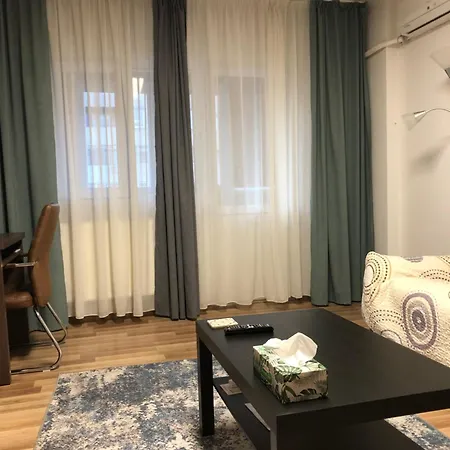 Adrian Mega Apartment